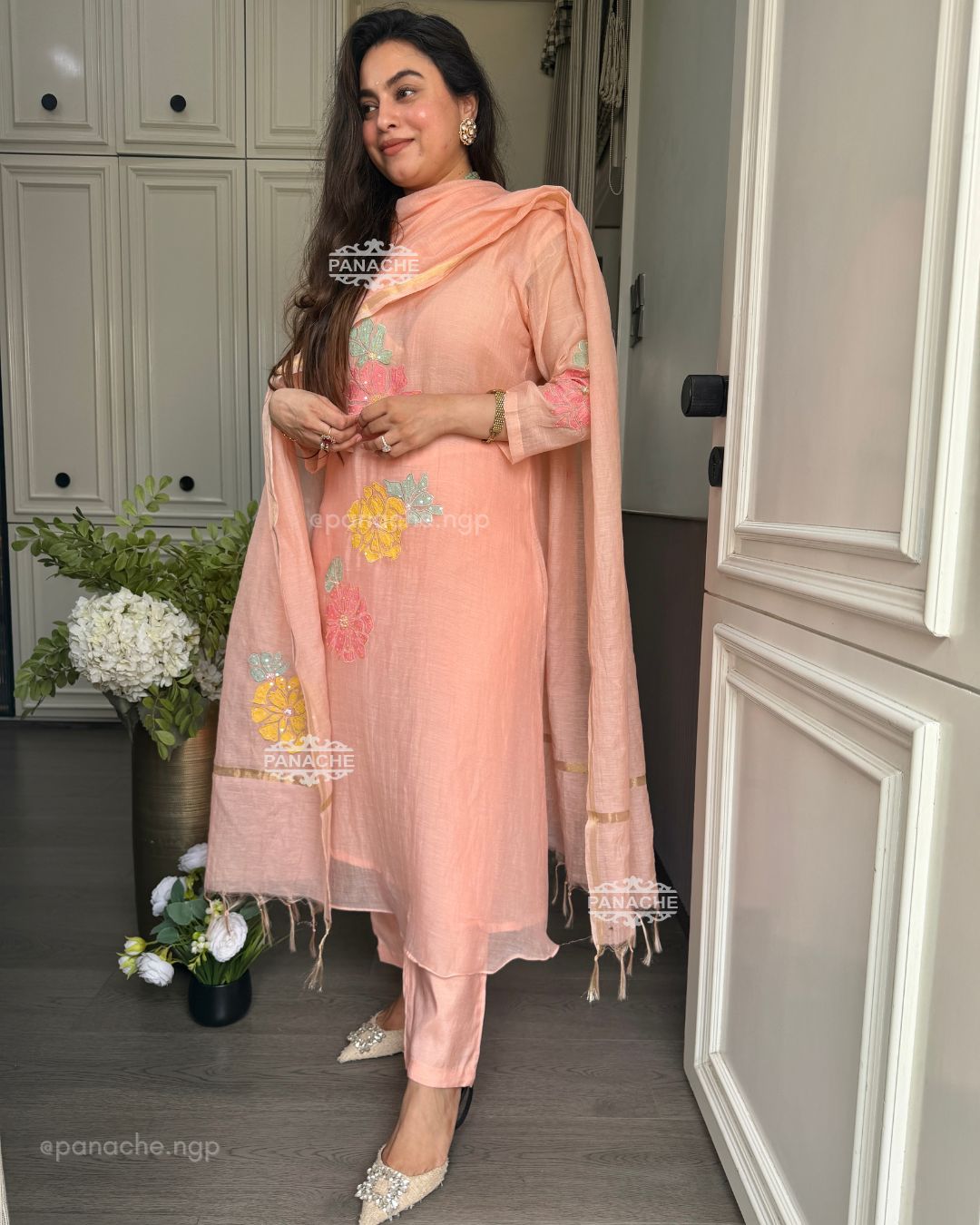 Pastel mul embroidered set