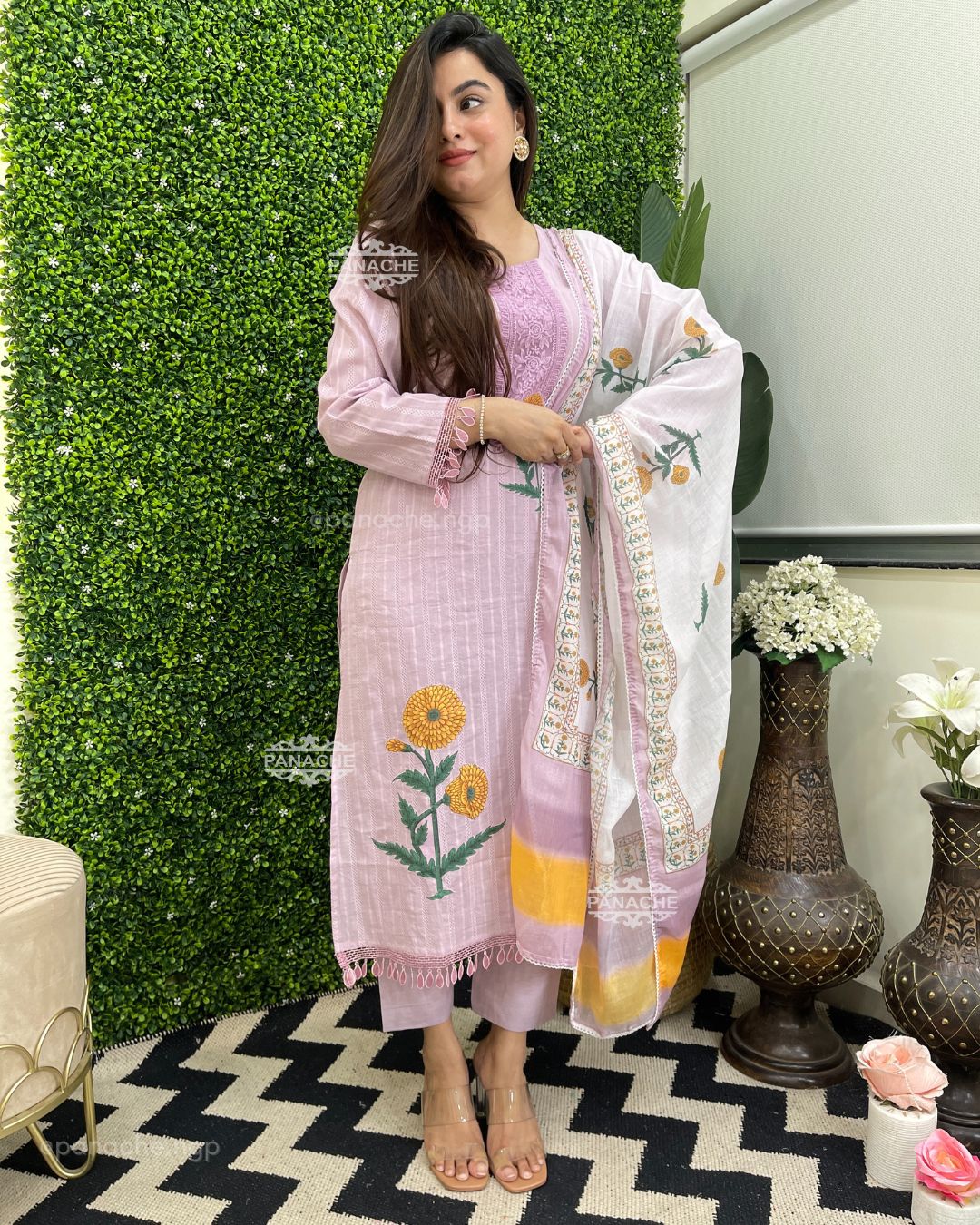 Pastel appliqué budget sets