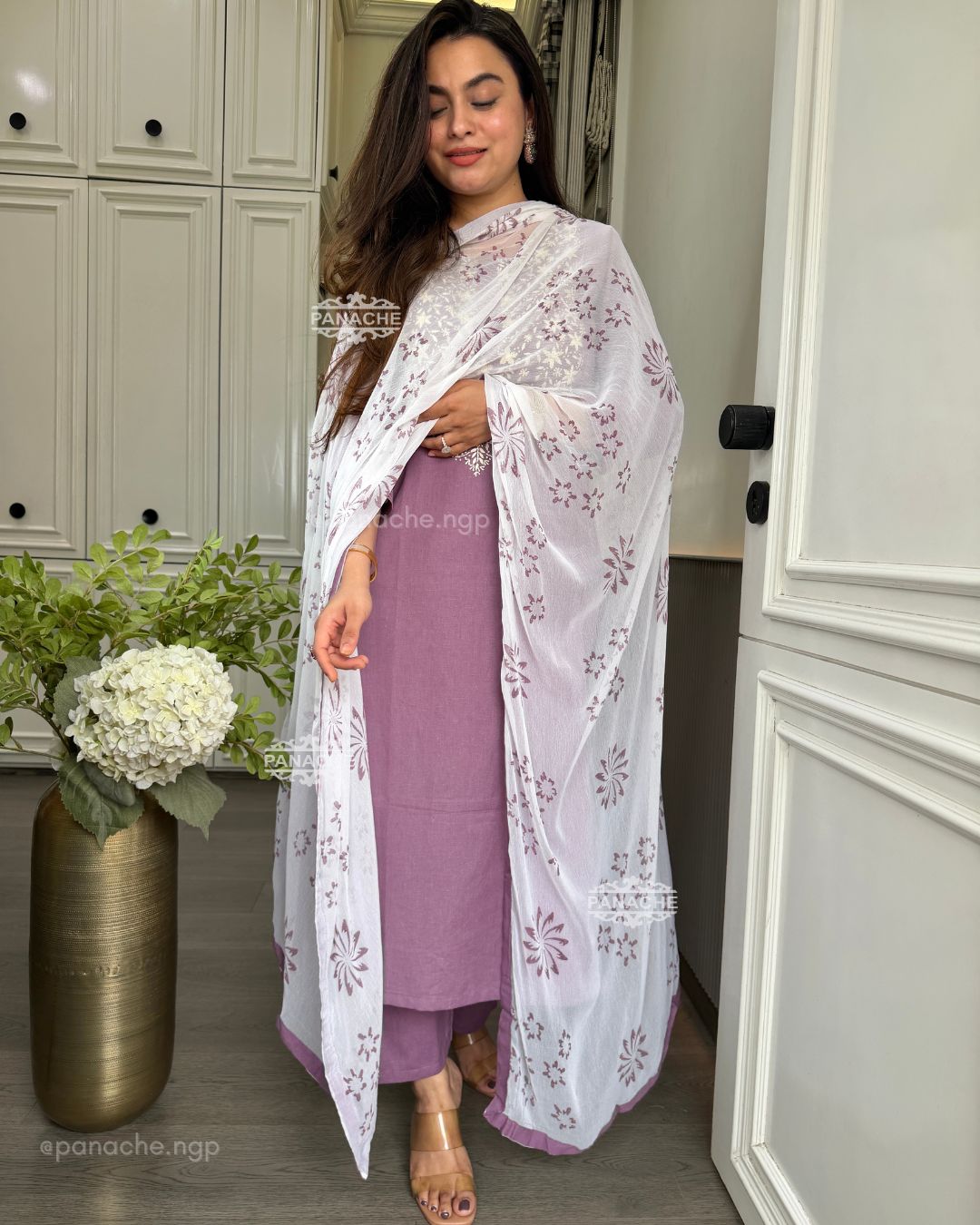 Lilac Lakhnavi set