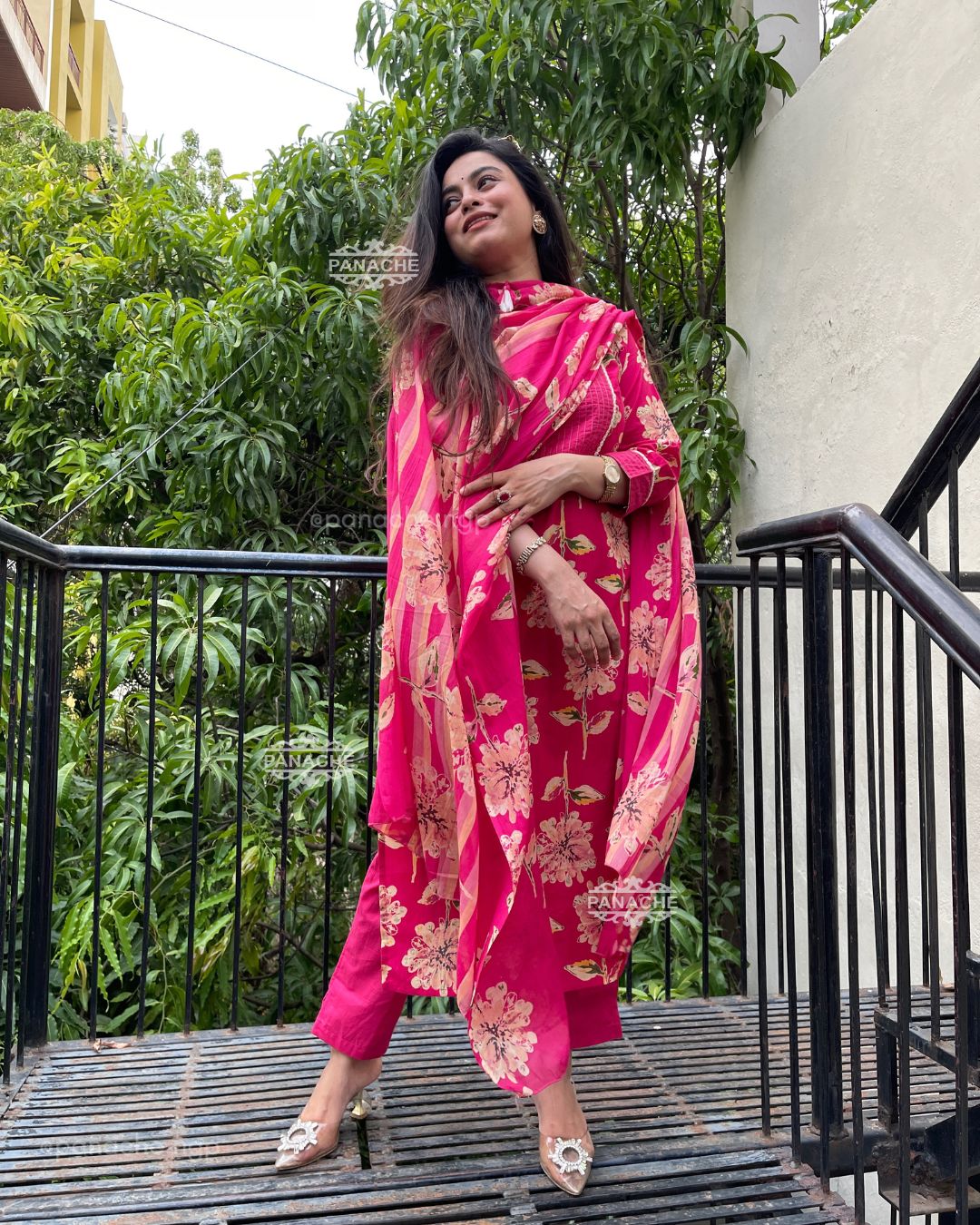 Bright floral summer budget sets