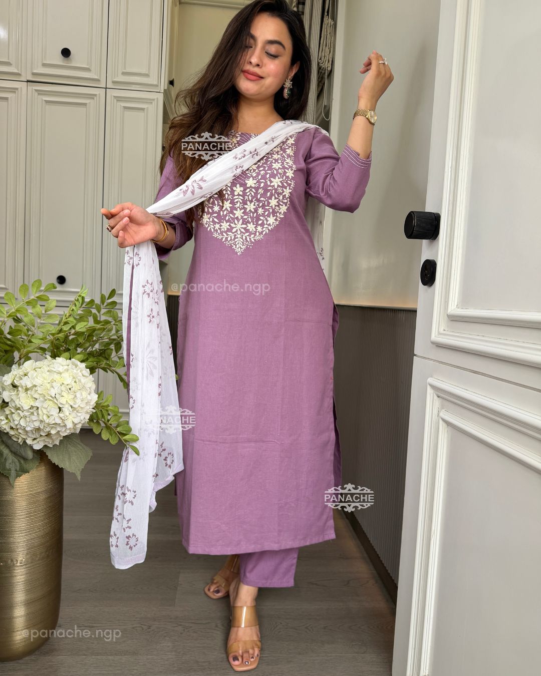 Lilac Lakhnavi set