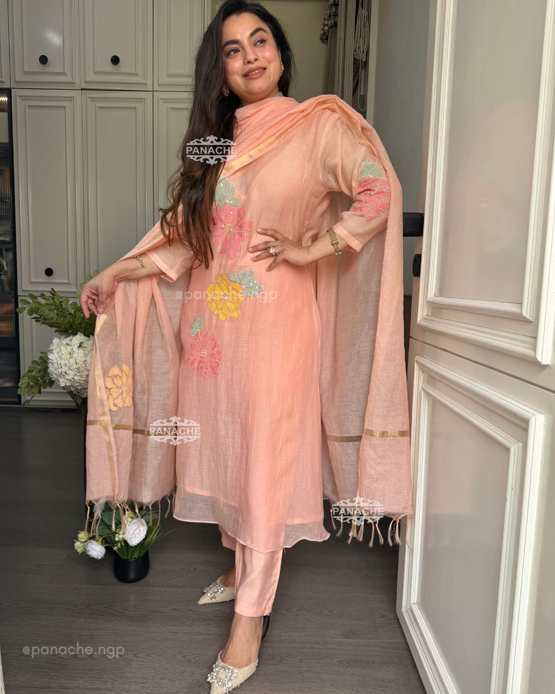 Pastel mul embroidered set