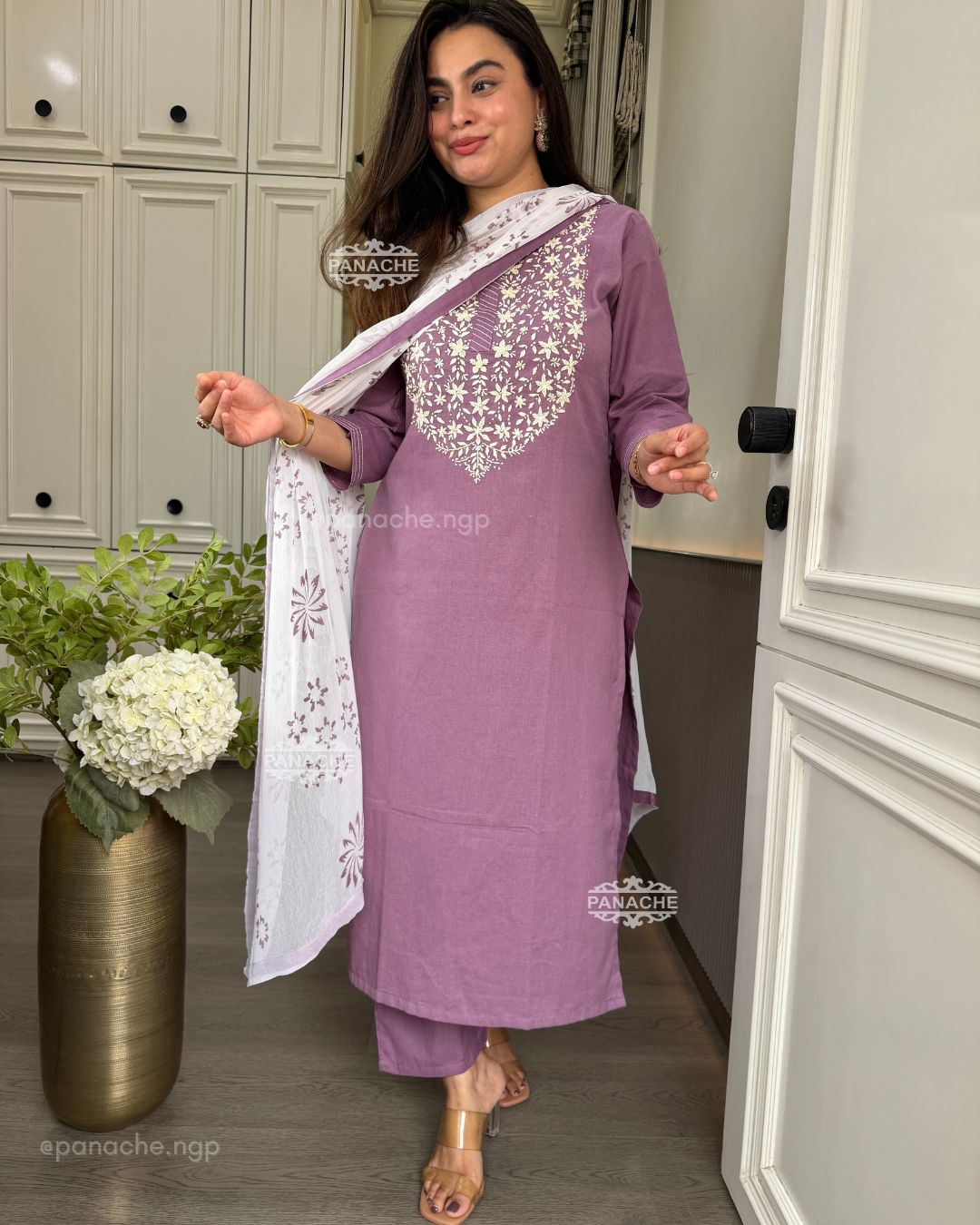 Lilac Lakhnavi set