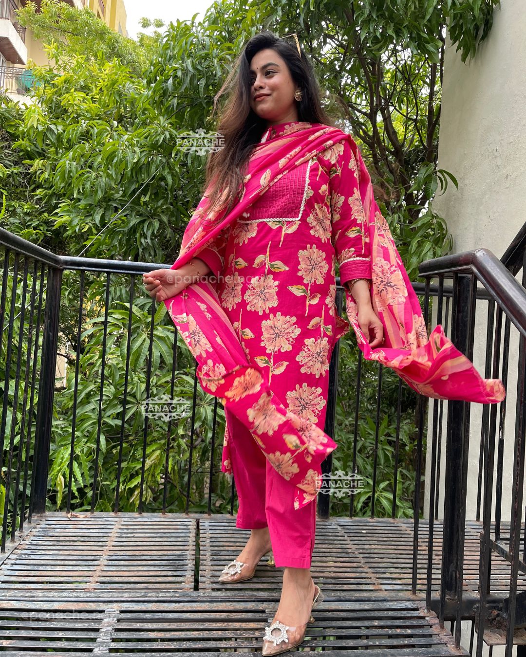 Bright floral summer budget sets